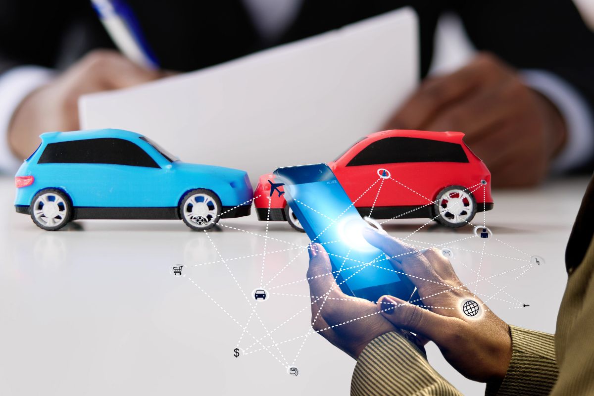 Auto insurance data report - phone tracking